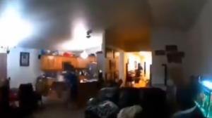 ΒΙΝΤΕΟ: Η στιγμή που ο Εγκέλαδος "χτυπά" την Αλάσκα και ηχούν σειρήνες