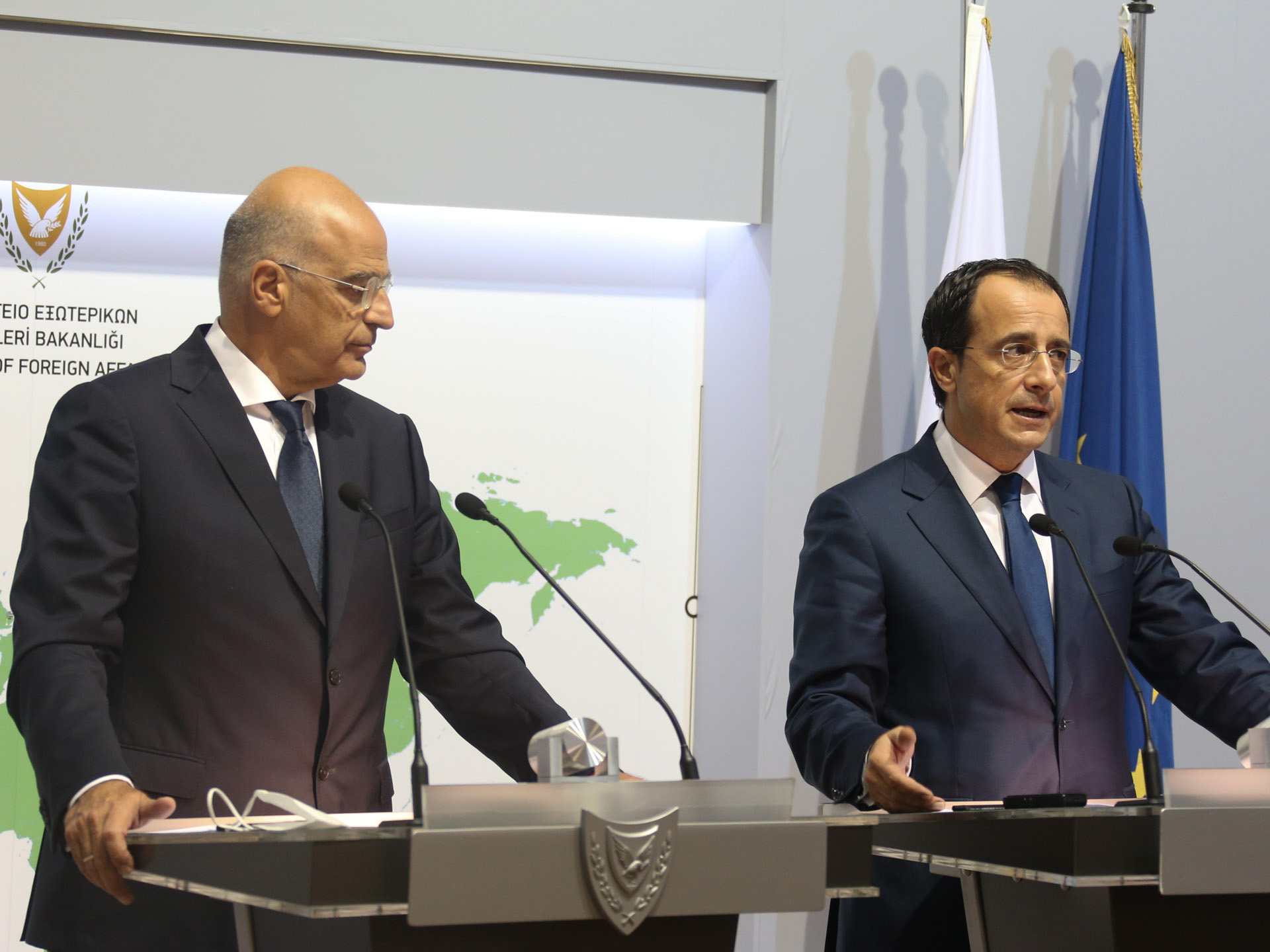 Επιστολή Δένδια στον Γάλλο ΥΠΕΞ για τις τουρκικές προκλήσεις στα Βαρώσια