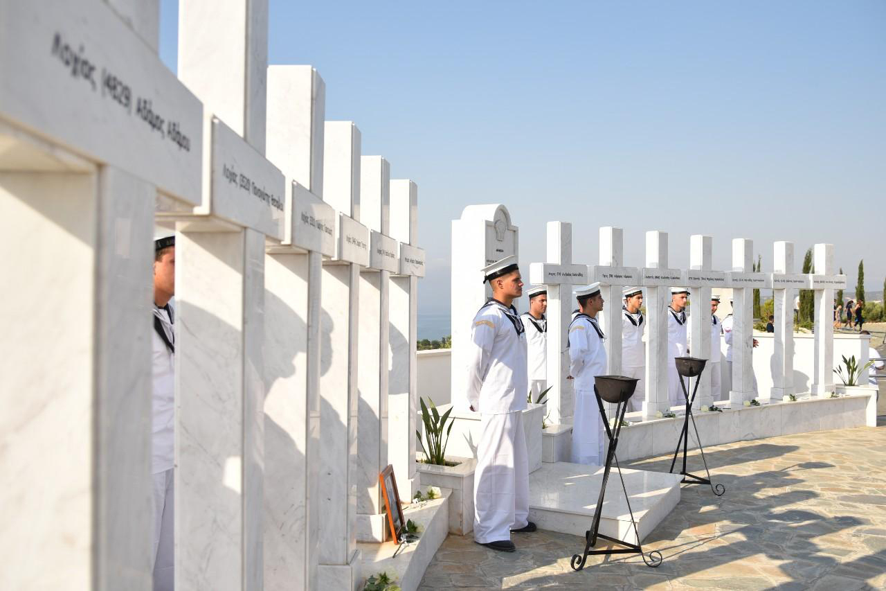 Όταν ο ουρανός σκοτείνιασε… 10 χρόνια από την εθνική τραγωδία στο Μαρί (VID)