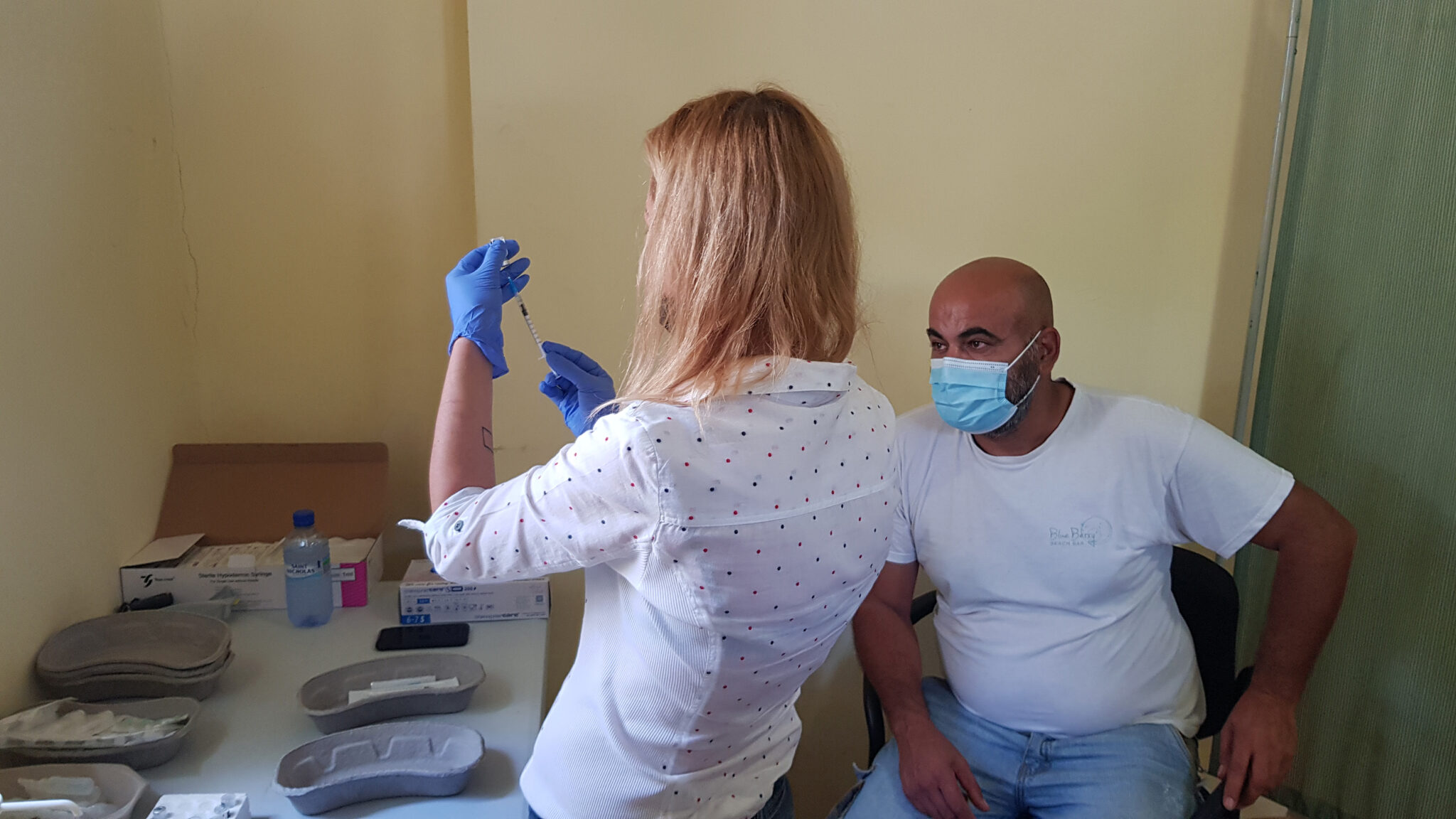 Eμβολιασμοί "walk in": Πέντε χιλιάδες οκτακόσιοι εβδομήντα επτά σε οκτώ ημερες