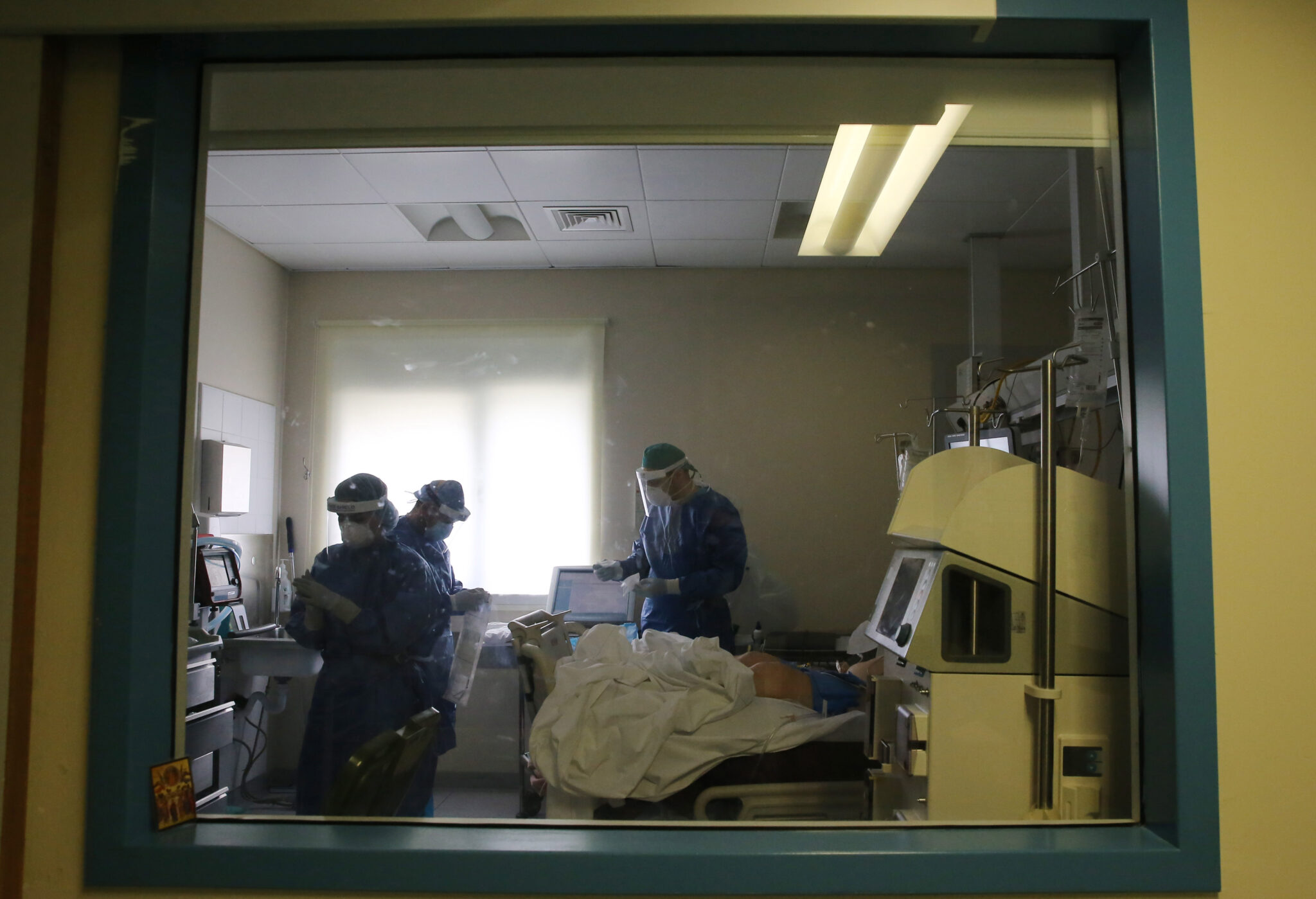 SOS από ΓΝ Λάρνακας: Ανεμβολίαστοι οι πλείστοι ηλικιωμένοι με κορωνοϊό