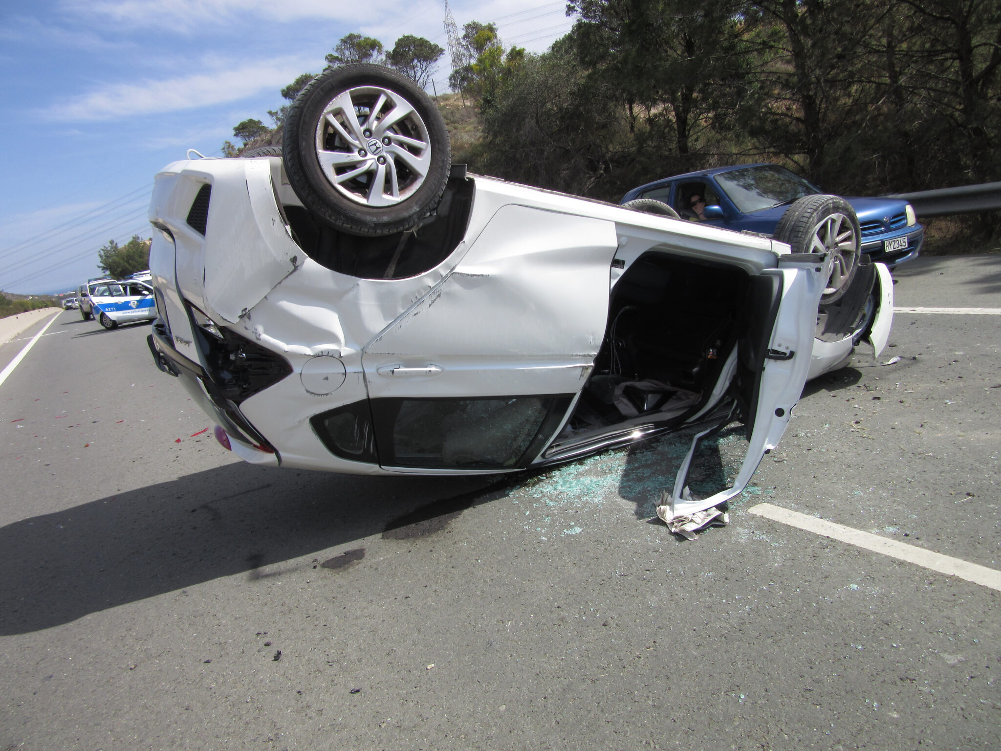 Όχημα ανατράπηκε στον αυτοκινητόδρομο Λευκωσίας-Λεμεσού, παρά την έξοδο Κόρνου