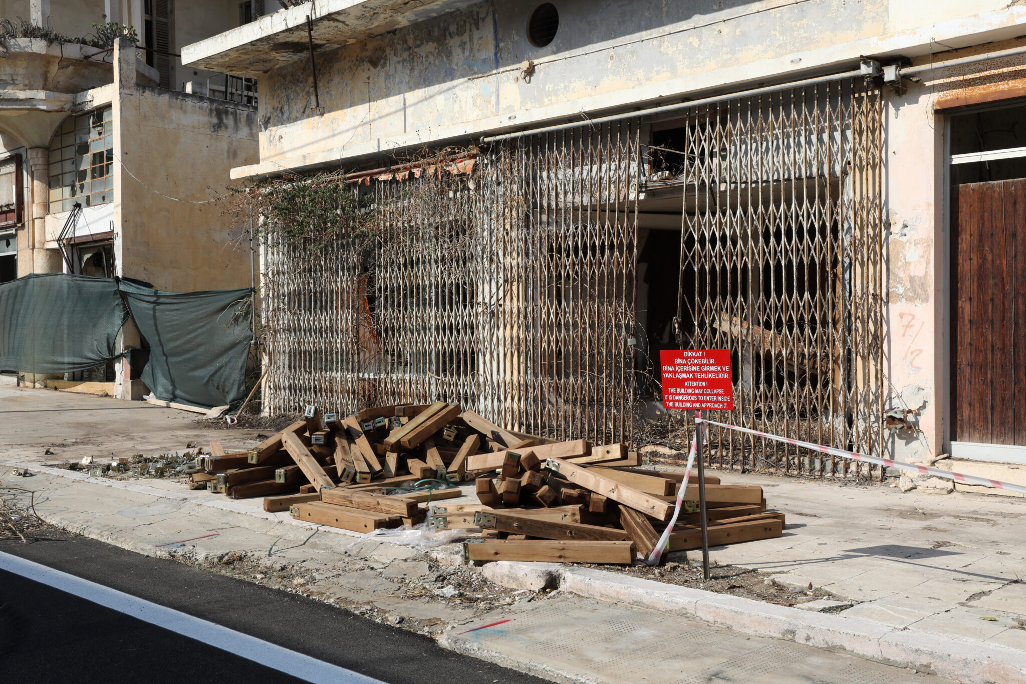 Εντείνονται οι προσπάθειες για αποτροπή τετελεσμένων στα Βαρώσια