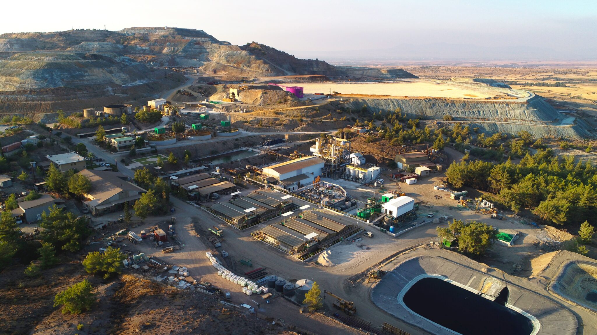 Hellenic Minerals: Ολοκληρώθηκε η κατασκευή του μεταλλουργικού έργου