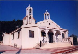 "Ξάφρισε" το εκκλησάκι Αγίου Νεκταρίου: Έκλεψε καδένες και σταυρούς 26χρονη