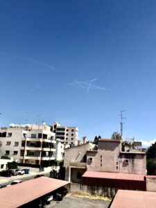 Απύθμενο θράσος… F-16 σχημάτισαν την τουρκική σημαία στον ουρανό της Κύπρου