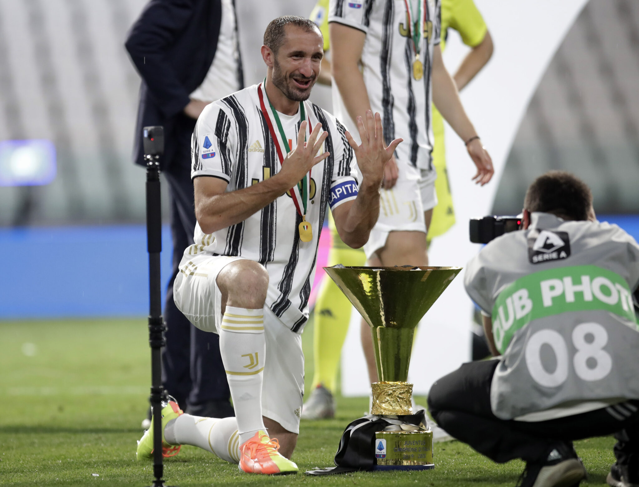 Επιβεβαίωσε ο Κιελίνι για επέκταση του συμβολαίου με τη Γιουβέντους