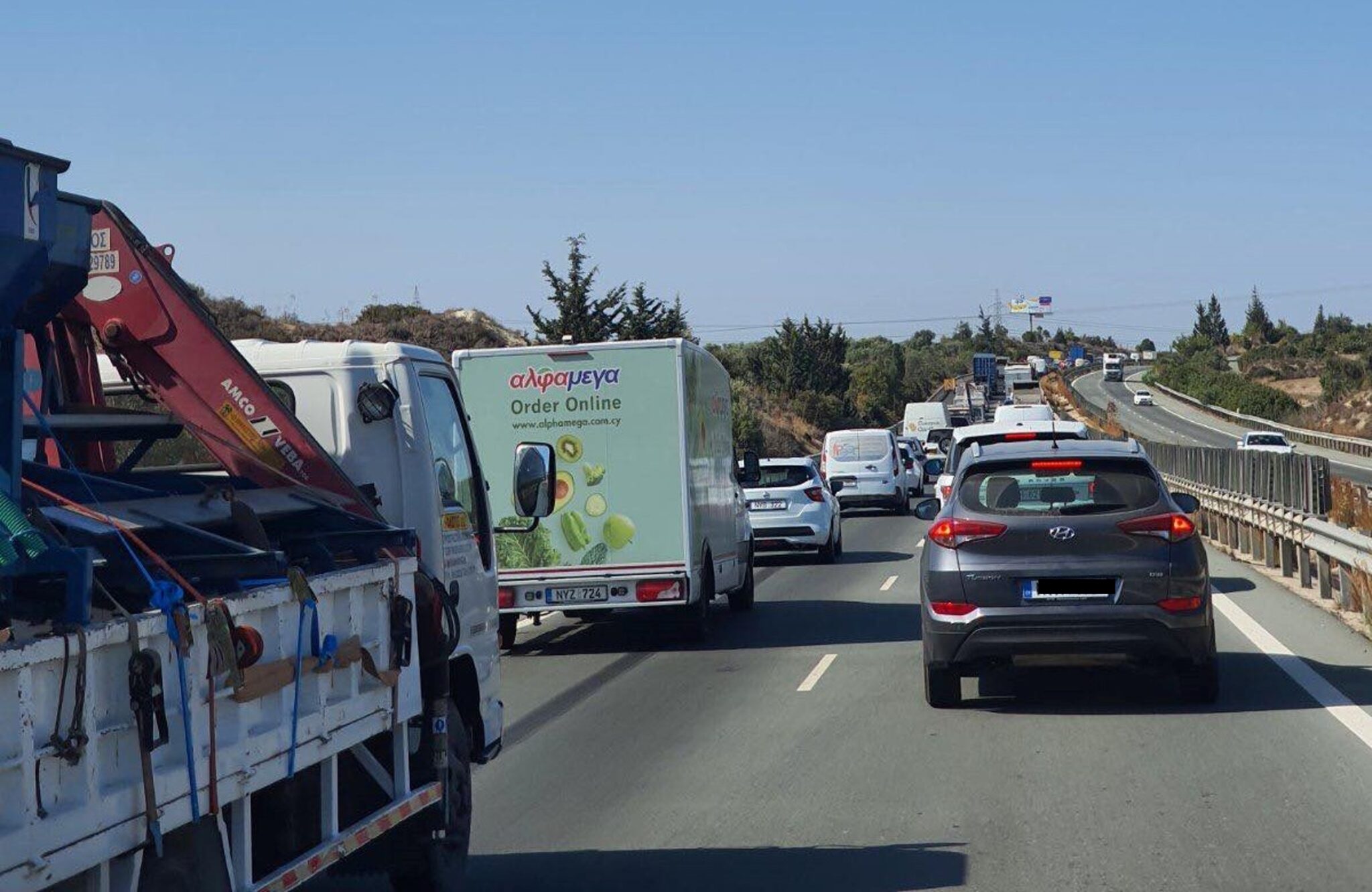 ΦΩΤΟ: Κυκλοφοριακό κομφούζιο στον αυτοκινητόδρομο λόγω έργων