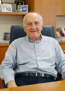 500.000 ευρώ στους πληγέντες των πυρκαγιών από τον Ανδρέα Παπαέλληνα