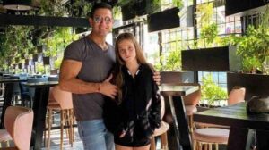 Περήφανος μπαμπάς ο Τορναρίτης για την δωδεκάχρονη κόρη του που εμβολιάστηκε