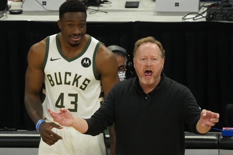 Επίσημο: Ανανέωσε με τους Μπακς ο Θανάσης