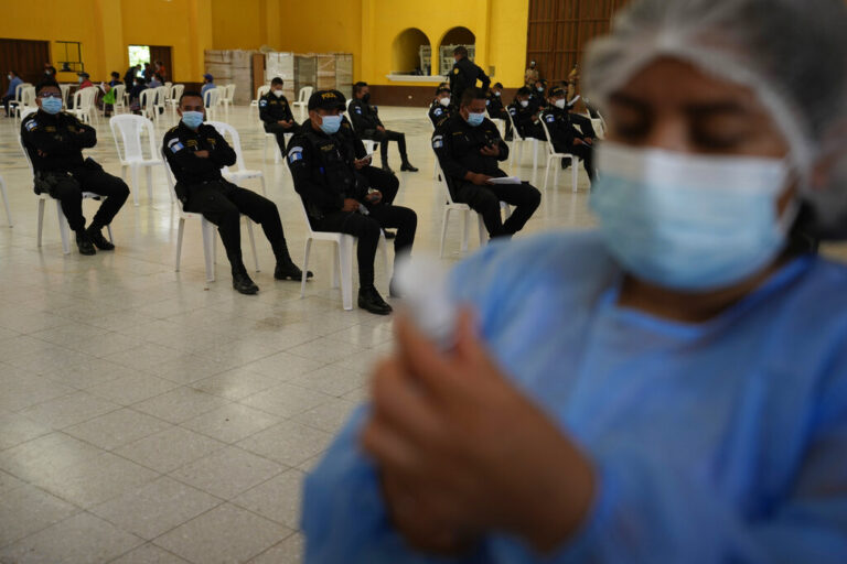 Το πλάνο του Μπάιντεν για έναρξη της 3ης δόσης εμβολίων