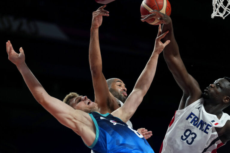 Από μηχανής… Μπατούμ, έστειλε τη Γαλλία στον τελικό