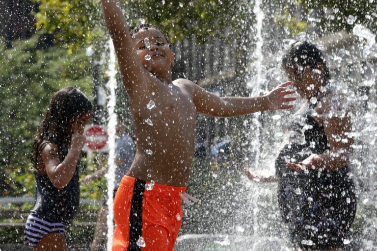 Χτυπάει "κόκκινο" ο υδράργυρος και αγγίζει και σήμερα τους 40°C