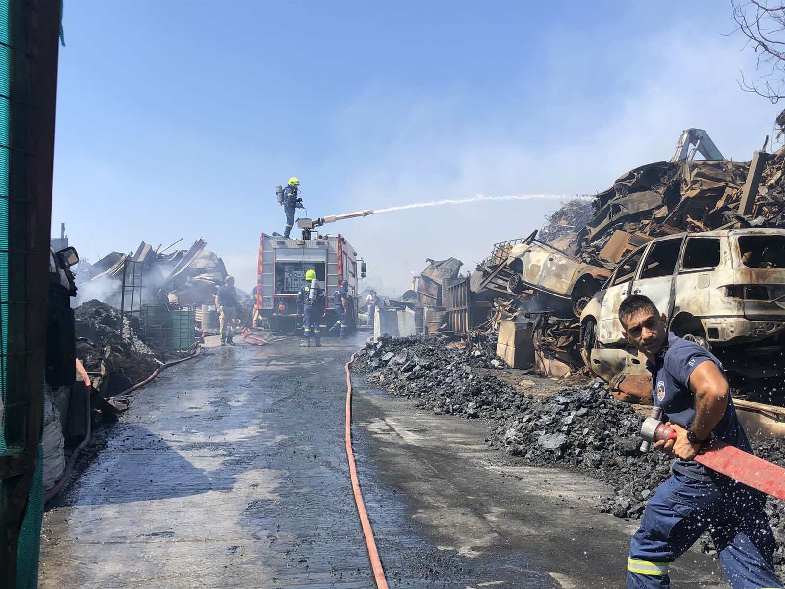 Το "ευχαριστώ" στους πυροσβέστες για τις υπερπροσπάθειες κατάσβεσης στο Γέρι