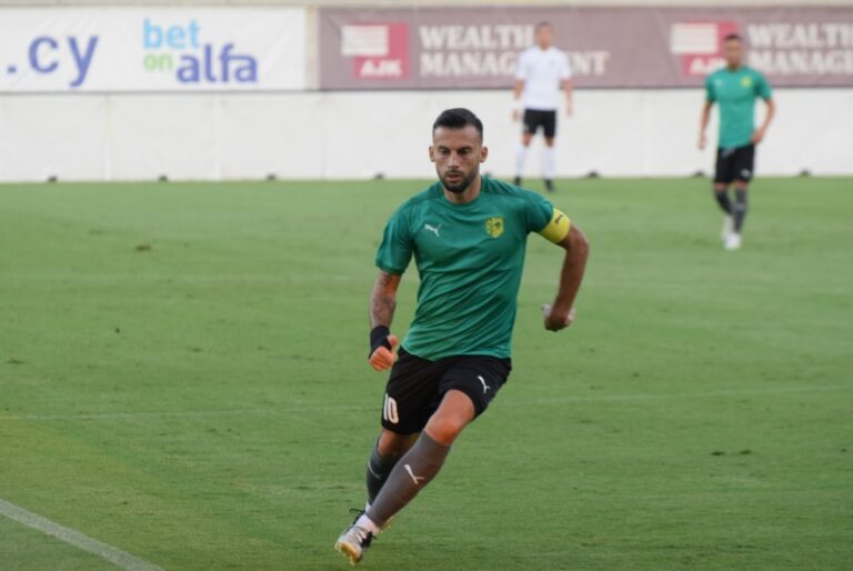 «Έβρεξε» γκολ στην «Αρένα» χωρίς νικητή όμως για ΑΕΚ και Ολυμπιακό (ΒΙΝΤΕΟ)