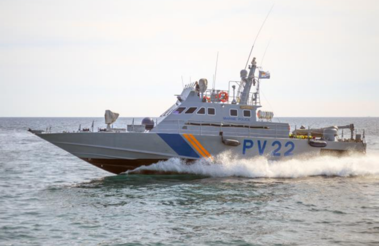 Κανένα σημάδι ζωής από τον μετανάστη που βούτηξε στη θάλασσα του Κάβο Γκρέκο