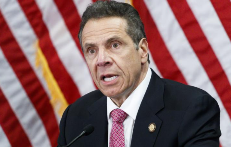 Παραιτήθηκε ο Άντριου Κουόμο μετά τις κατηγορίες για σεξουαλική παρενόχληση