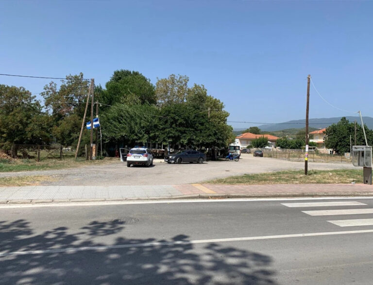 Λάρισα: Πυροβόλησε τη γυναίκα του 8 φορές – "'Ηρθε από την Αθήνα και τη σκότωσε"