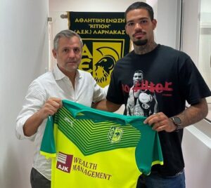 Στην ΑΕΚ και… τυπικά ο Λεάλ