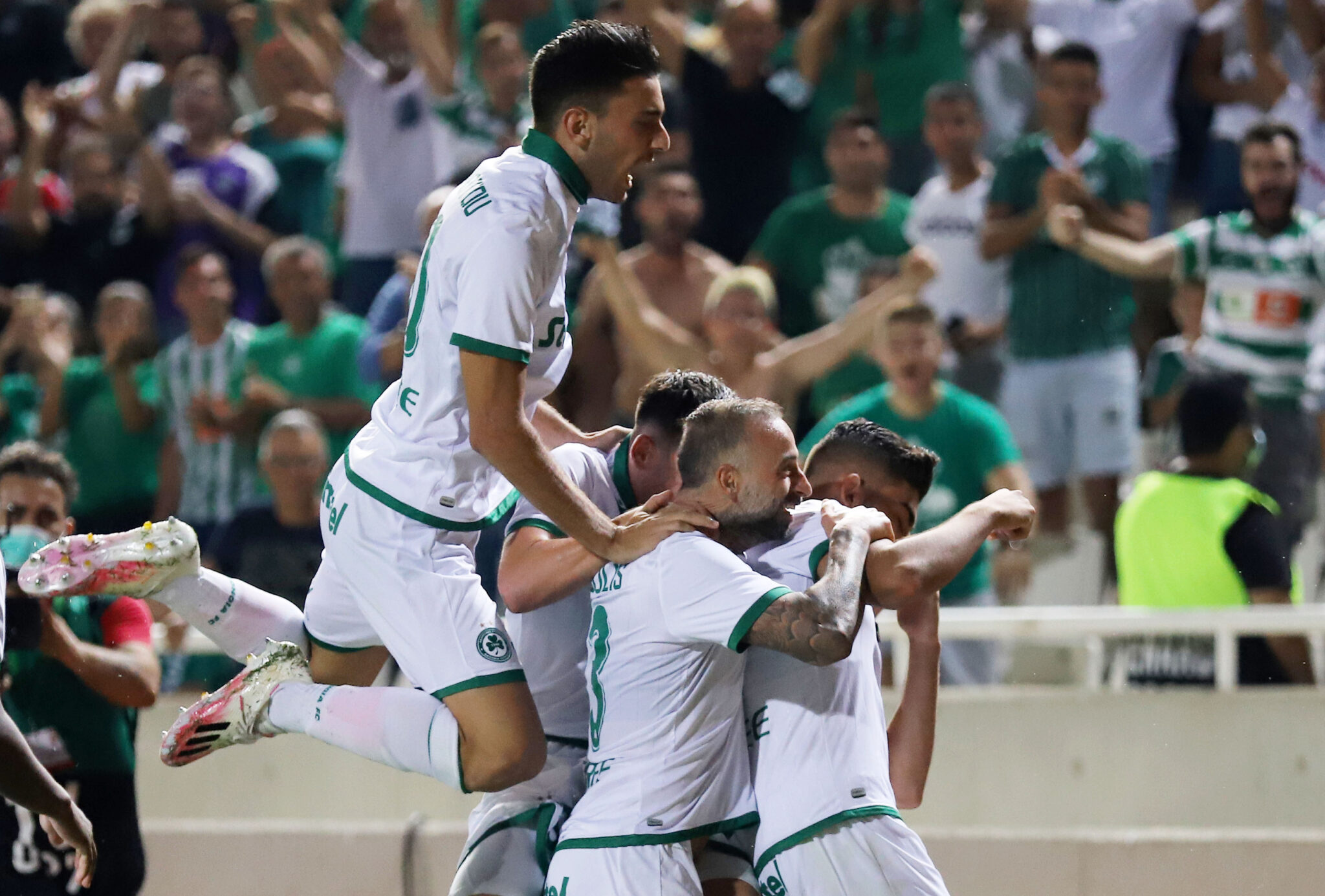 «Πάτησε» την Αντβέρμπ και πήρε μεγάλο προβάδισμα η Ομόνοια (ΦΩΤΟ & ΒΙΝΤΕΟ)