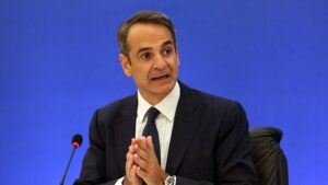 Μητσοτάκης: Κανείς δεν θα μείνει αβοήθητος, όλα θα ξαναχτιστούν από την αρχή