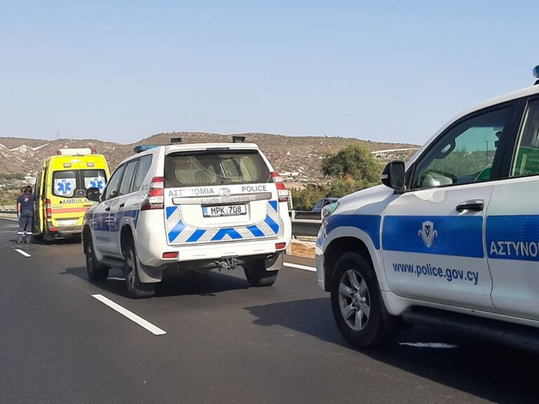 ΦΩΤΟ: Κυκλοφοριακό "έμφραγμα" στον αυτοκινητόδρομο λόγω τροχαίου