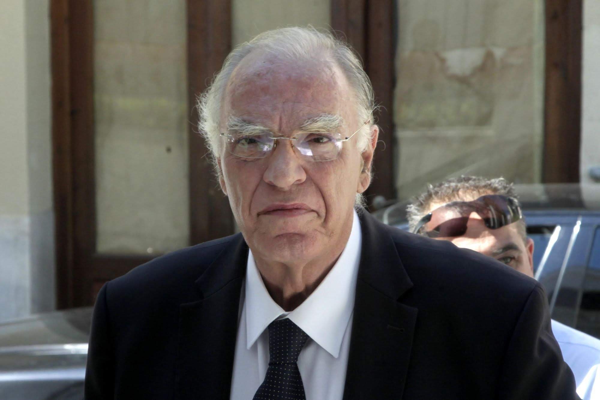 Νοσηλεύεται διασωληνωμένος στην Εντατική με κορωνοϊό ο Βασίλης Λεβέντης