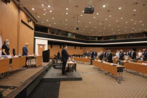 Βουλή: Ψήφισε ομόφωνα εναρμονιστικό νόμο για την εργασία στον τομέα της αλιείας