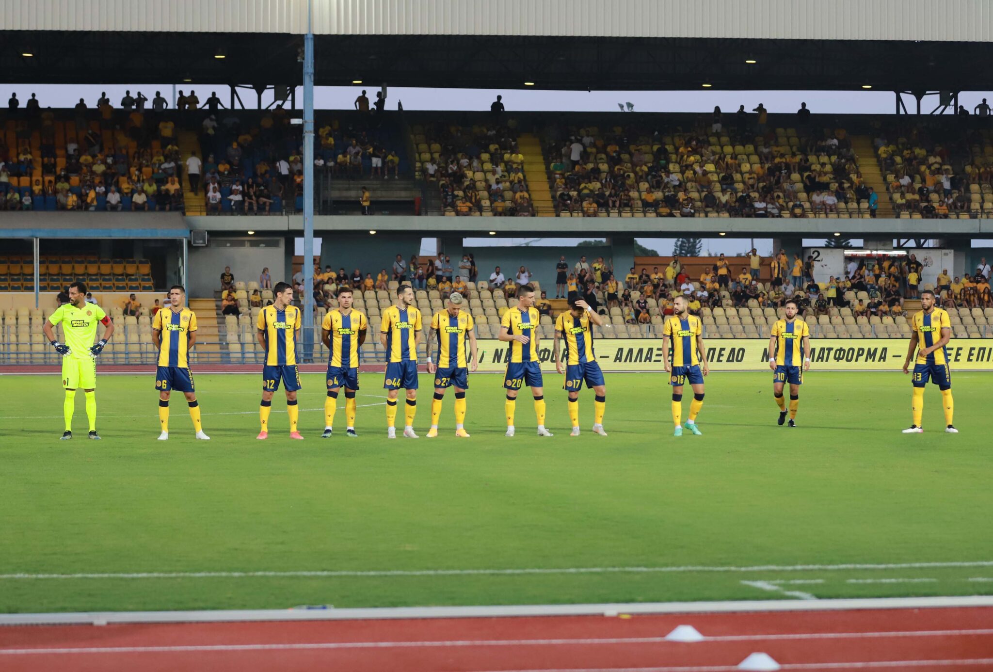 Δωρεάν εισιτήρια διαρκείας σε παιδιά από 14-18 ετών στην ΑΕΛ