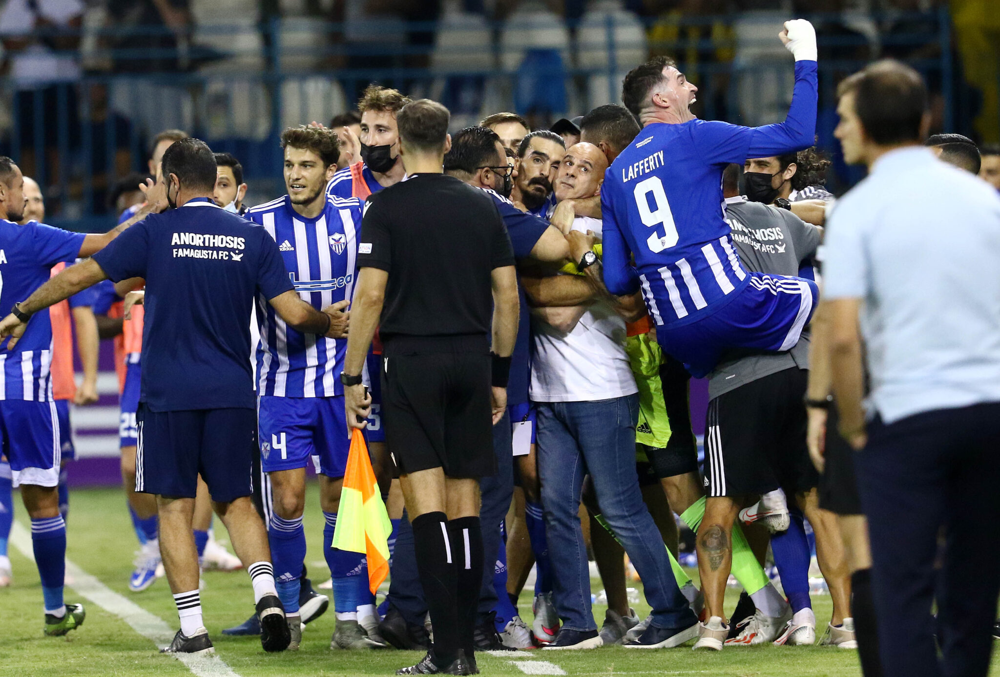 Μια επιστροφή και μια απουσία στην Ανόρθωση