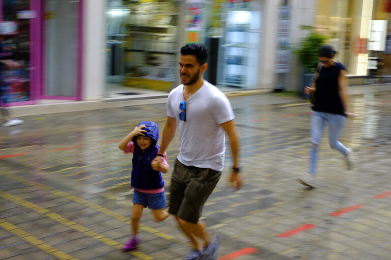 Αλλάζει μοτίβο ο καιρός, έρχονται βροχές και καταιγίδες