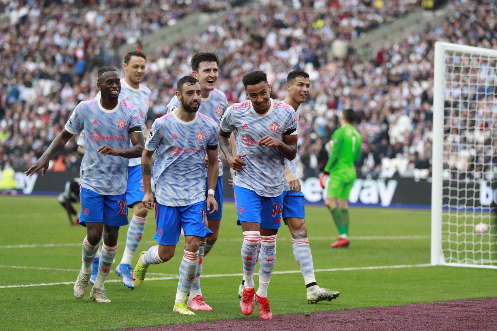 Χαμογέλασε στο… θρίλερ με ήρωα τον Ντε Χέα η Μάντσεστερ Γιουνάιτεντ (ΒΙΝΤΕΟ)