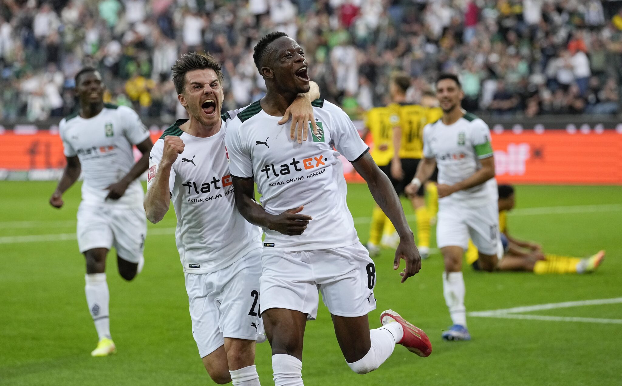 «Ανάσανε» η Γκλάντμπαχ «τρενάροντας» την Ντόρτμουντ