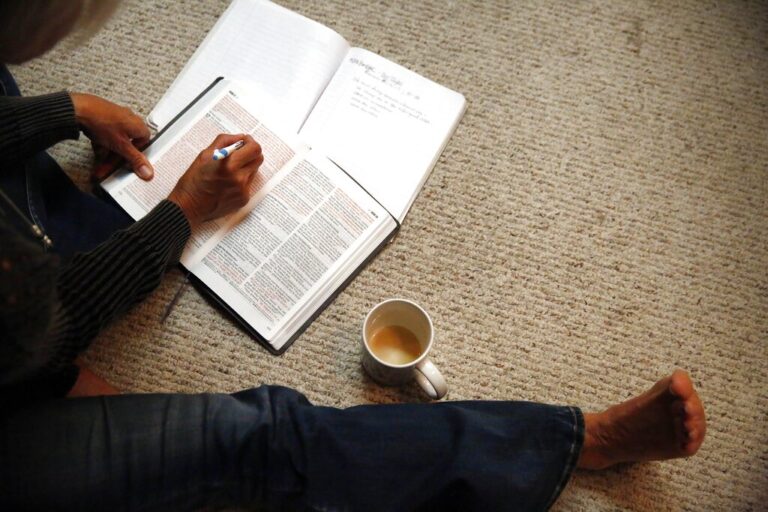 Βασάνισε μέχρι θανάτου 7χρονο επειδή δεν γνώριζε αποσπάσματα της Βίβλου