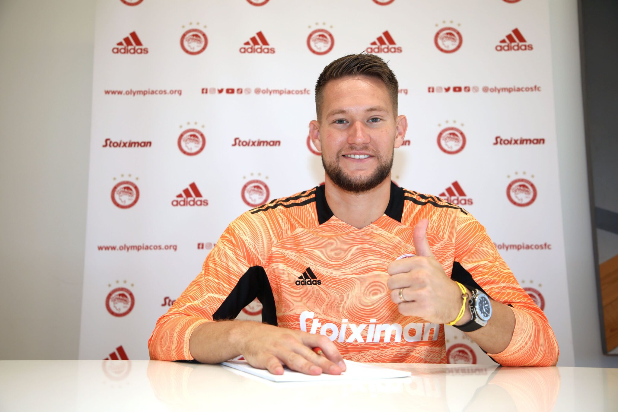 Την τελευταία στιγμή ο Βατσλίκ στον Ολυμπιακό