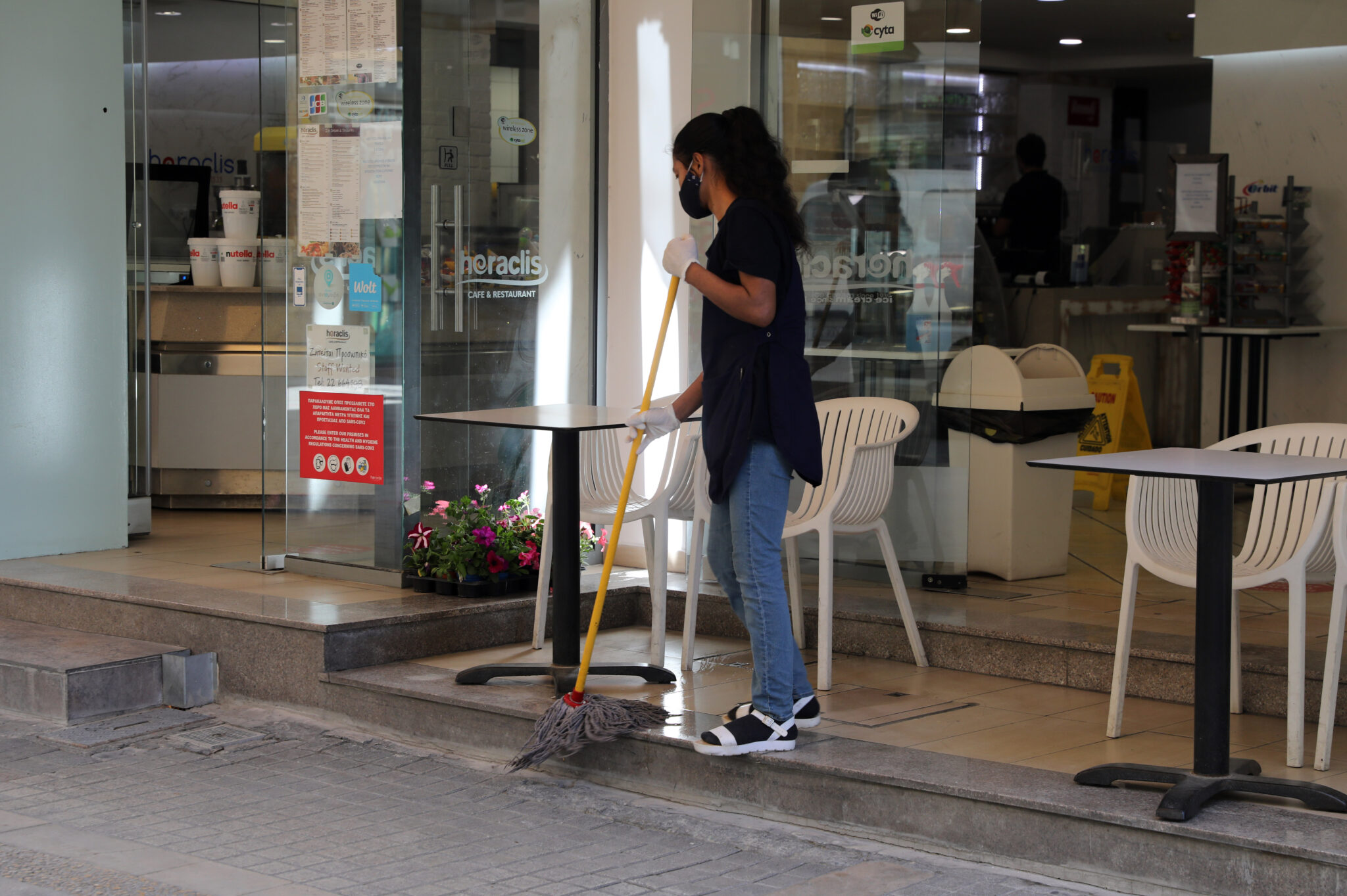 Επιχειρηματίες και ξενοδόχοι ζητούν στήριξη μέχρι το τέλος του χρόνου (ΒΙΝΤΕΟ)