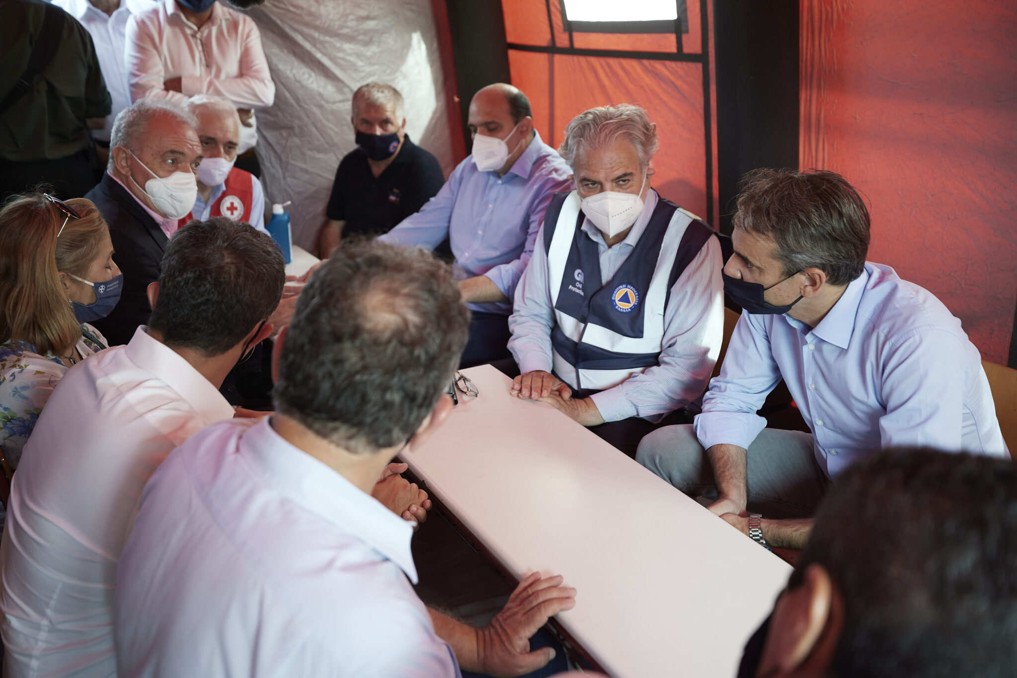 Μητσοτάκης: Άμεση ενεργοποίηση κρατικής αρωγής για τους σεισμόπληκτους Κρήτης