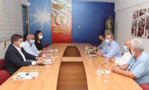 Συνάντηση ΑΚΕΛ με τ/κ κόμμα ΚΚΔ: Αδήριτη ανάγκη η επανέναρξη συνομιλιών