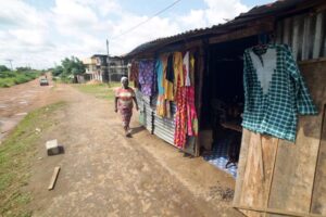 Μόνο 15 από τις 54 χώρες της Αφρικής έχουν εμβολιάσει πλήρως το 10%