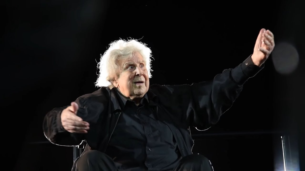 Σε τριήμερο λαϊκό προσκύνημα η σορός του κορυφαίου συνθέτη, Μίκη Θεοδωράκη