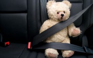 "Δώστε το καλό παράδειγμα": Συμβουλές προς γονείς για την οδική ασφάλεια παιδιών