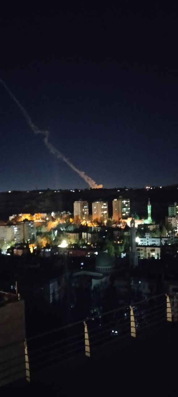 BINTEO: Αεροπορική επιδρομή «του ισραηλινού εχθρού» στη Δαμασκό