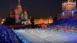 ΒΙΝΤΕΟ: Έτσι τίμησε η Μόσχα τον Μίκη Θεοδωράκη