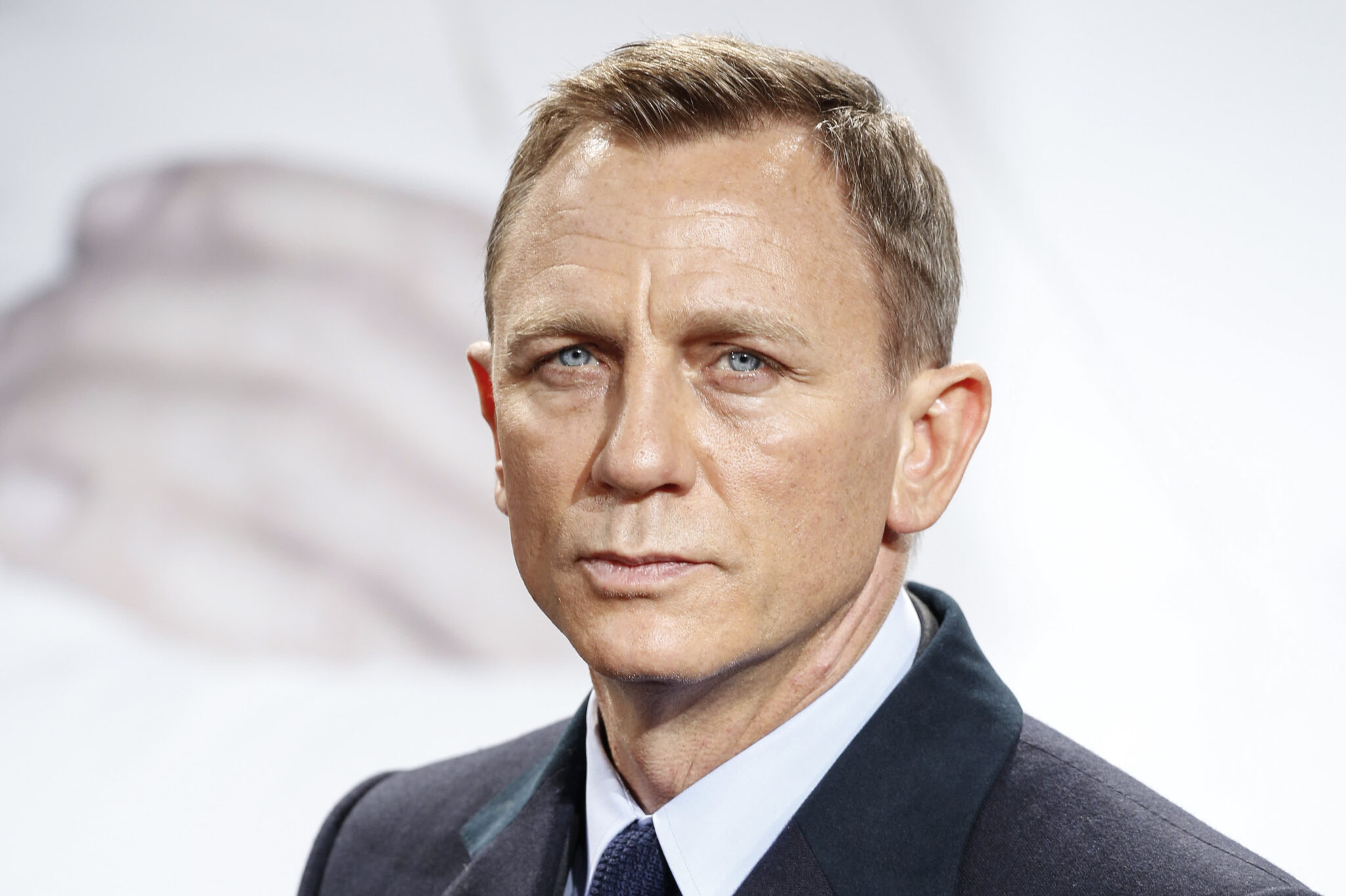 O Daniel Craig σε μια σπάνια φωτογραφία στο κόκκινο χαλί με την κούκλα κόρη του