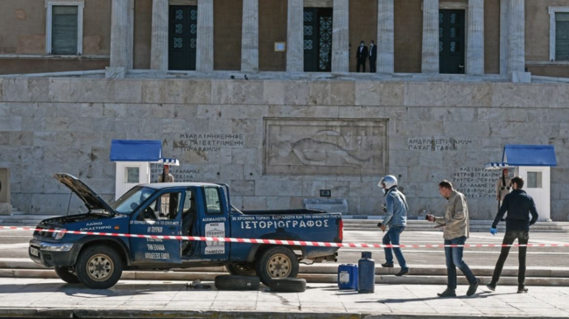 Με ψυχολογικά προβλήματα ο 58χρονος που "ανέβηκε" στον Άγνωστο Στρατιώτη