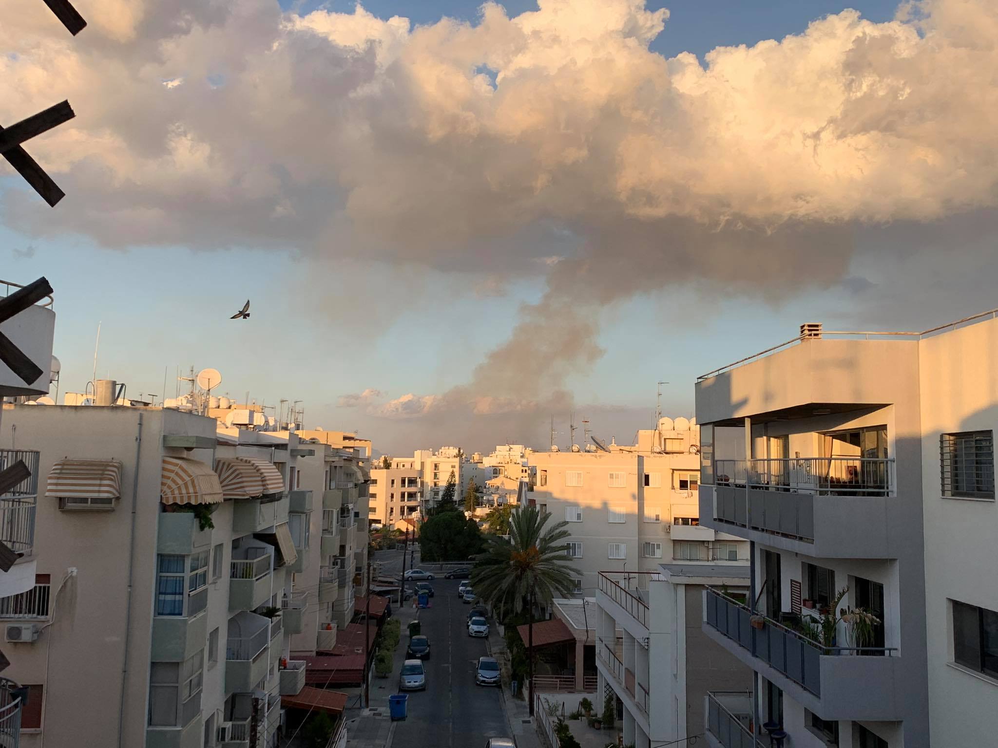 Σε επιφυλακή η Πυροσβεστική Υπηρεσία για την πυρκαγιά στην κατεχόμενη Μια Μηλιά