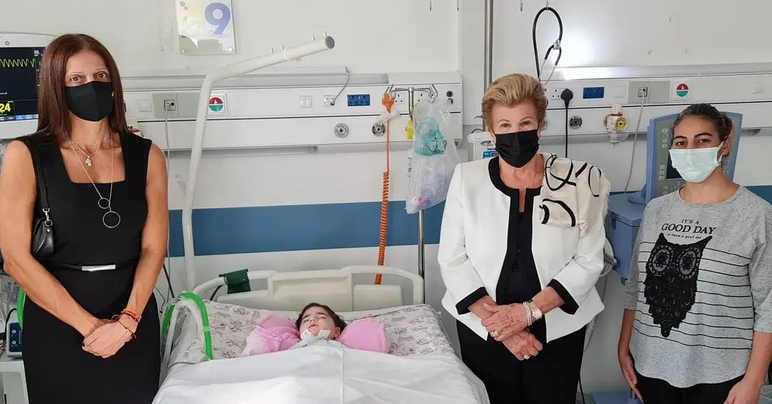 ΦΩΤΟ: Στο πλευρό της Τουρκοκύπριας Άσιας η Άντρη Αναστασιάδη