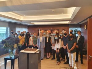 Η συγκινητική έκπληξη στην Αννίτα Δημητρίου στη Βουλή για τα γενέθλιά της