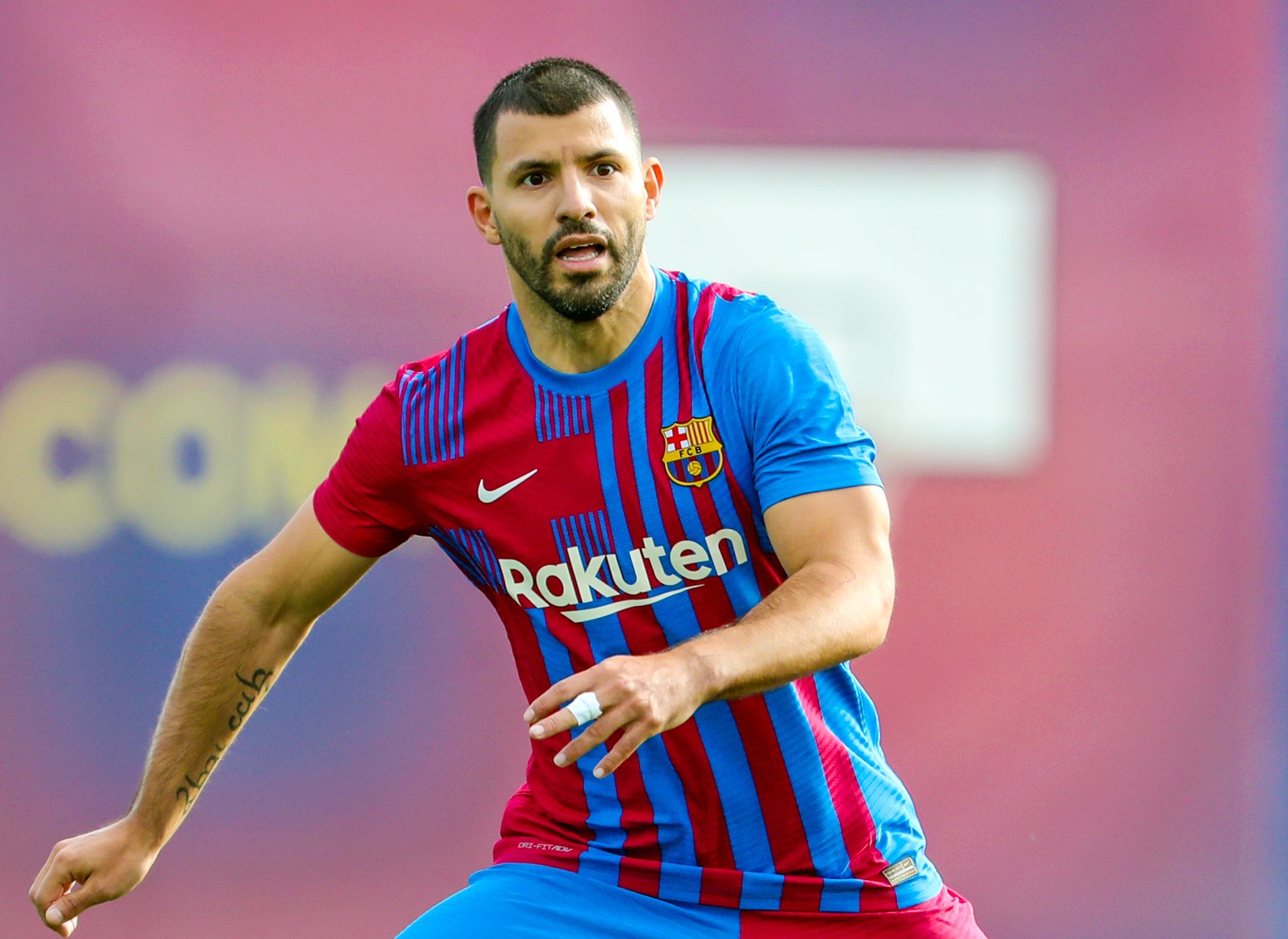 Με την… αύρα του Αγουέρο απέναντι στις «νυχτερίδες» η Μπάρσελόνα